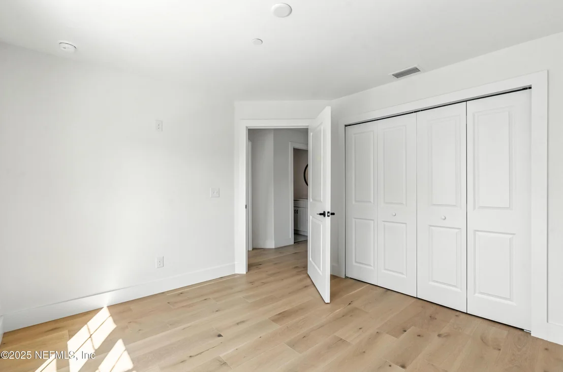 Photo of 45 CORTEZ Avenue