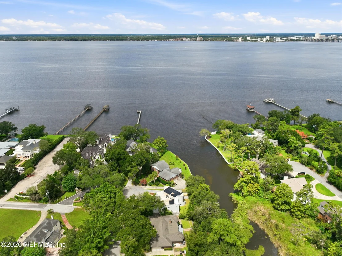 Photo of 715 RIO LINDO Drive