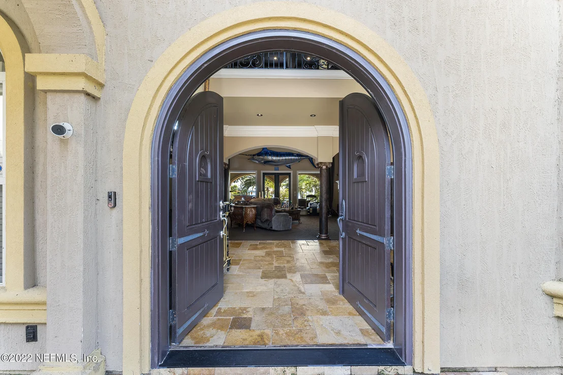 Photo of 8289 COLEE COVE Road