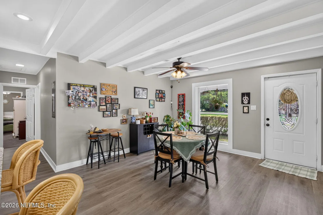 Photo of 1212 CRESTFIELD Road