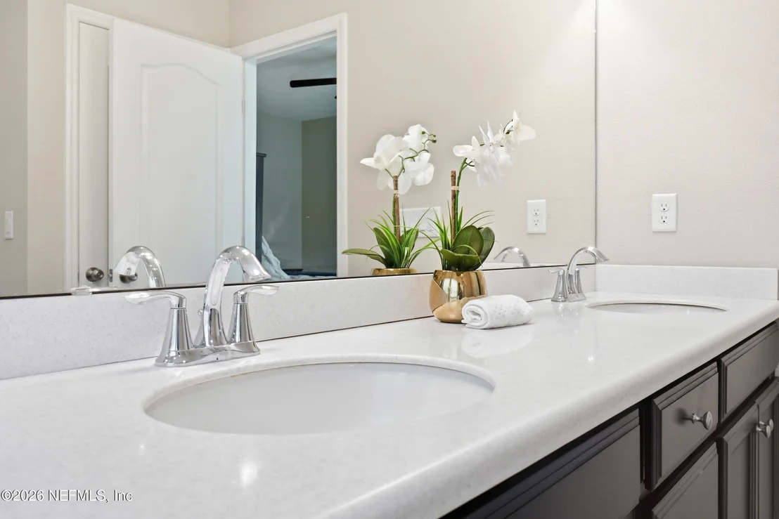 Photo of 1439 KENDALL Drive