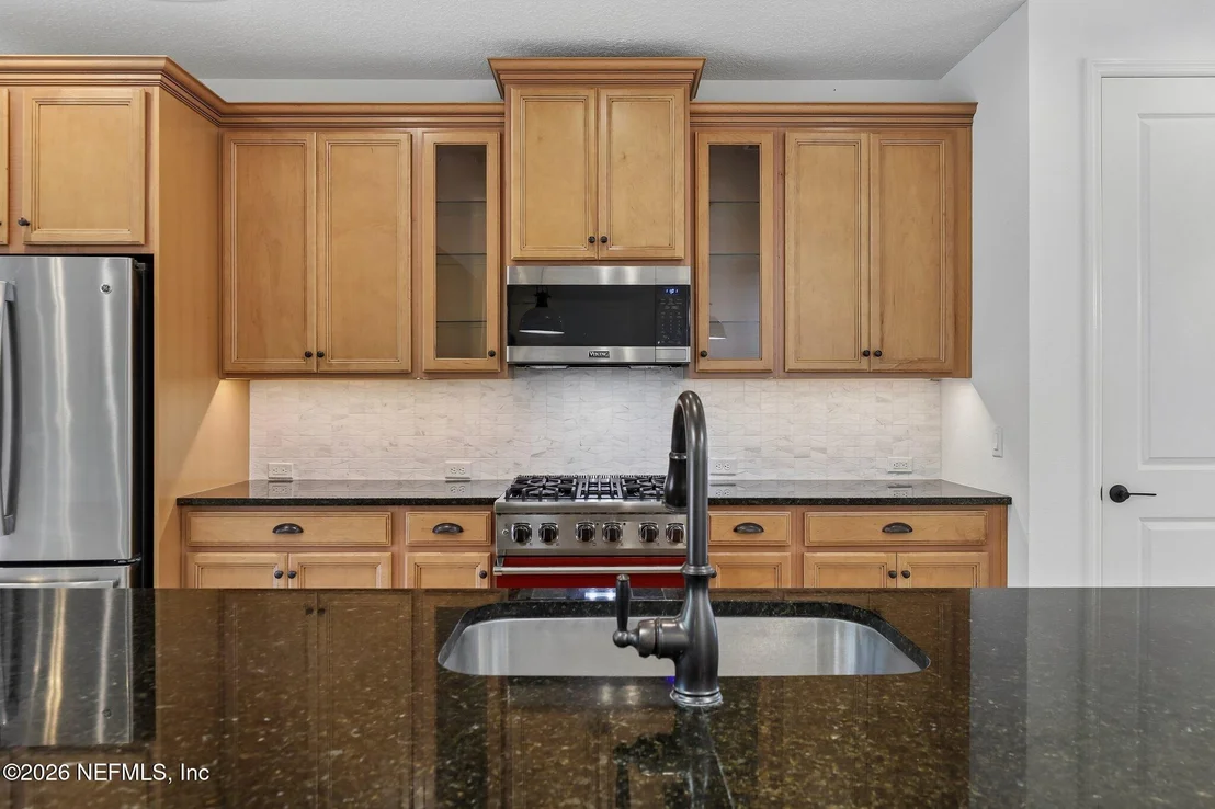 Photo of 122 PINE MANOR Drive