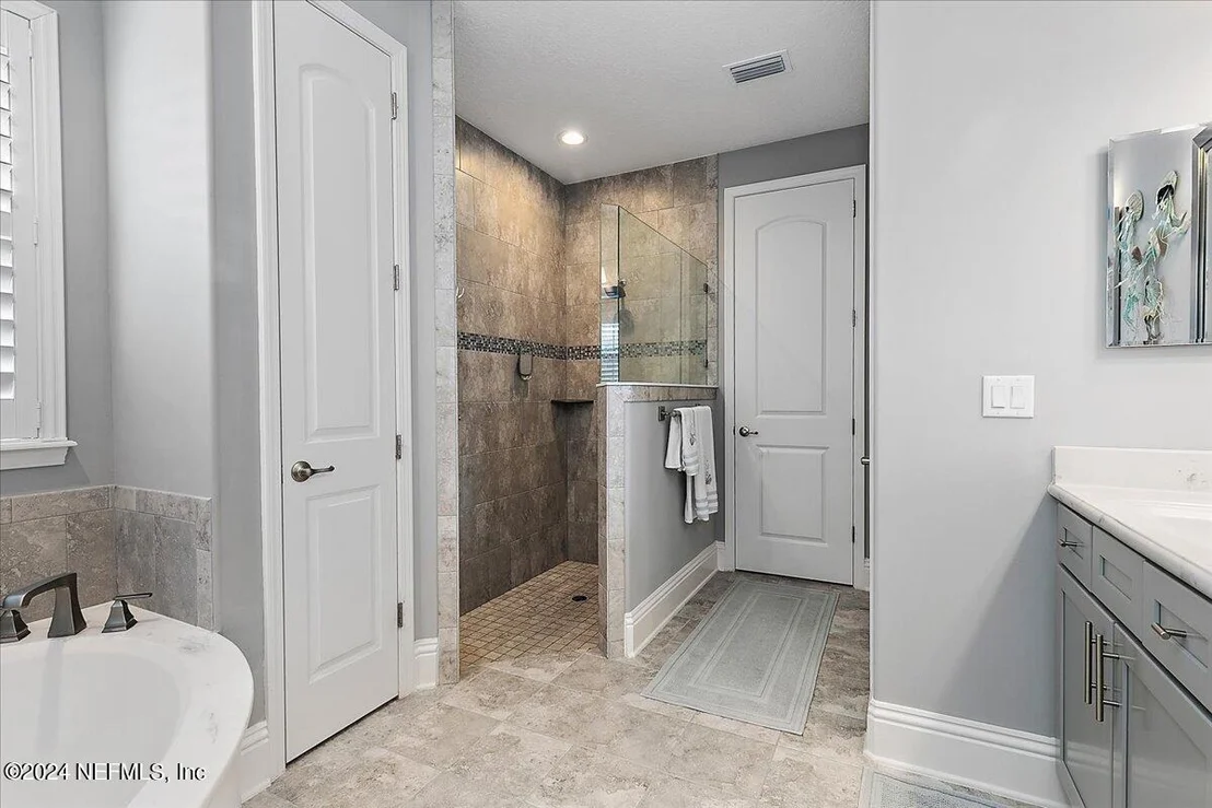 Photo of 364 WINDWALKER Drive