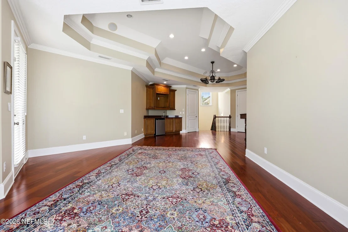 Photo of 1160 REGISTRY Boulevard