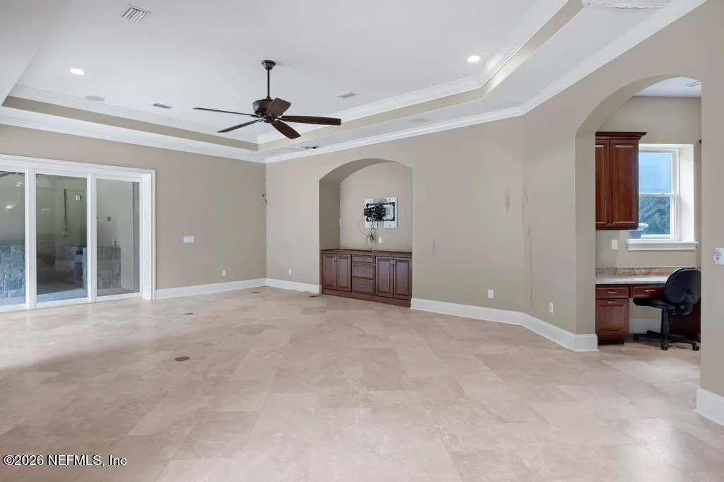 Photo of 164 N RIVER Drive