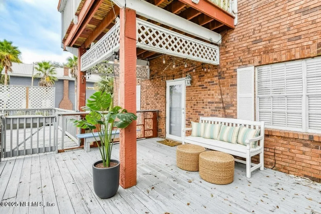 Photo of 10 CENTRAL Avenue