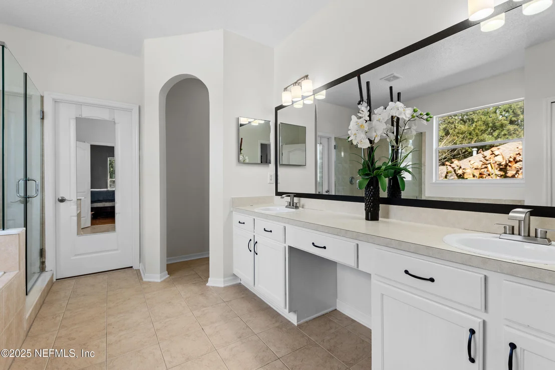 Photo of 1042 GARRISON Drive