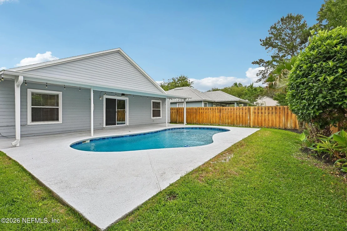 Photo of 912 BUTTERCUP Drive