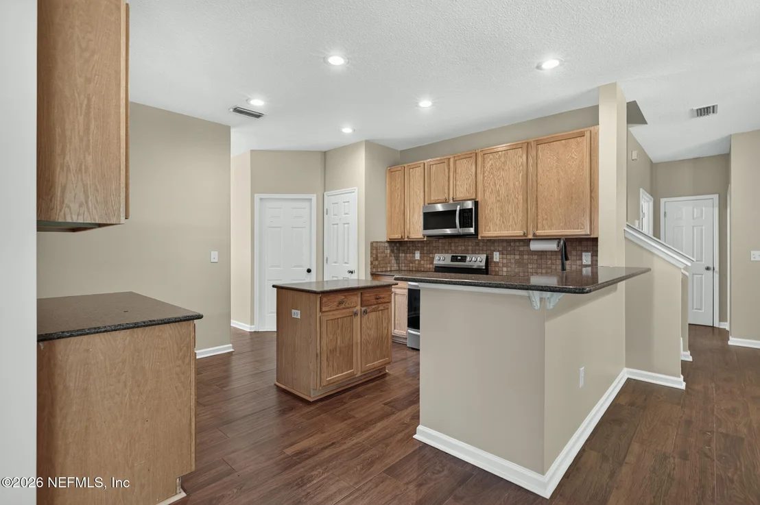Photo of 1335 IVYHEDGE Avenue