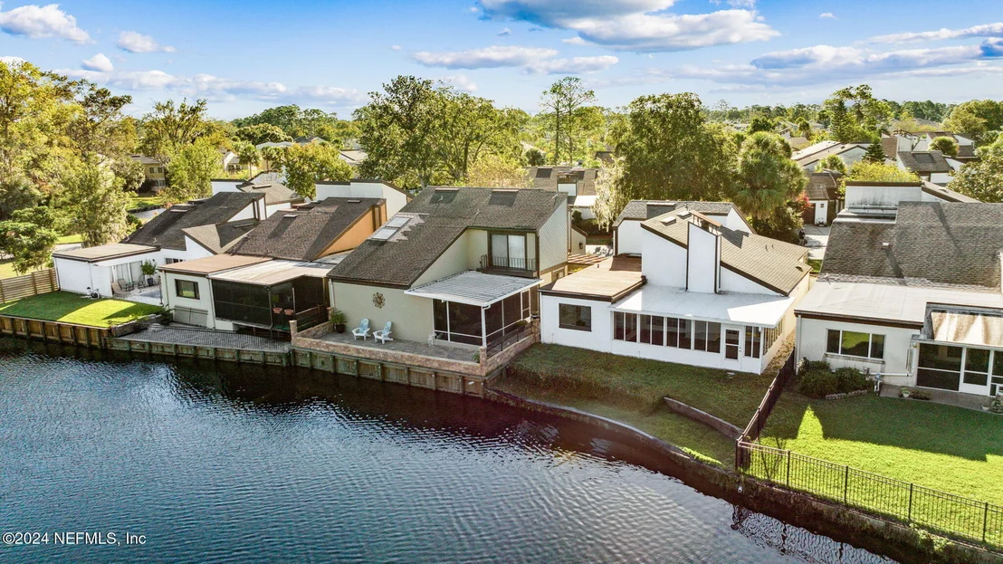 Photo of 7826 LINKSIDE Drive