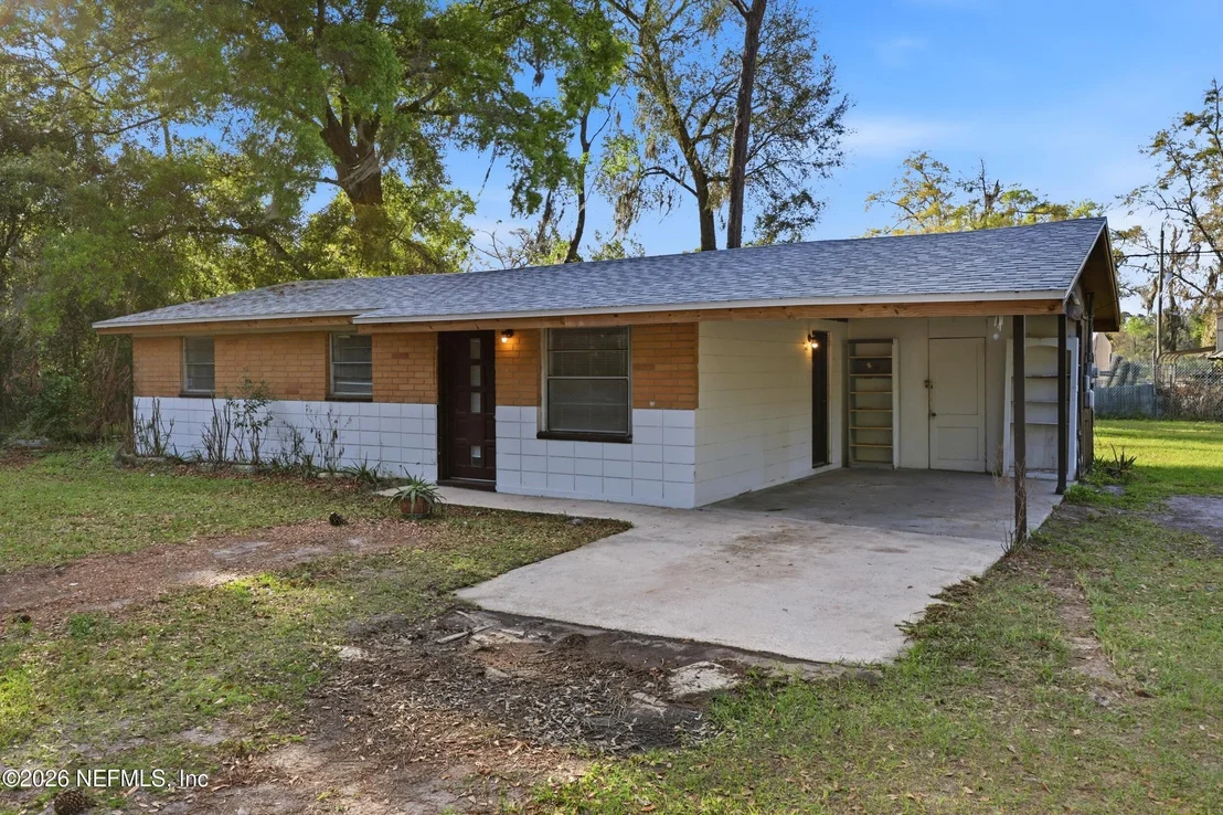 Photo of 9843 WAGNER Road