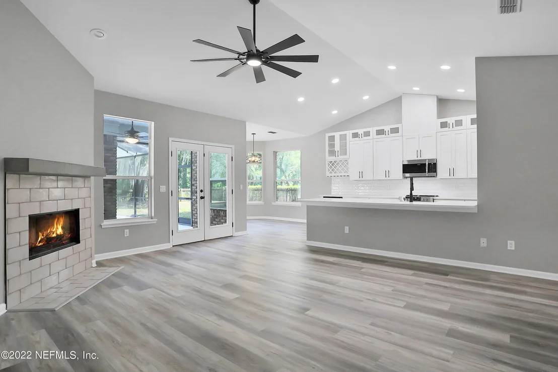 Photo of 1031 LARKSPUR Loop