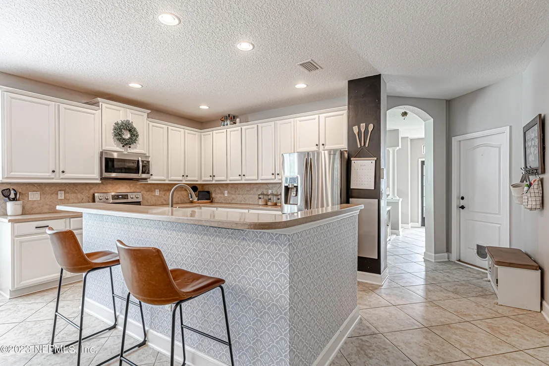 Photo of 855 CHANTERELLE Way