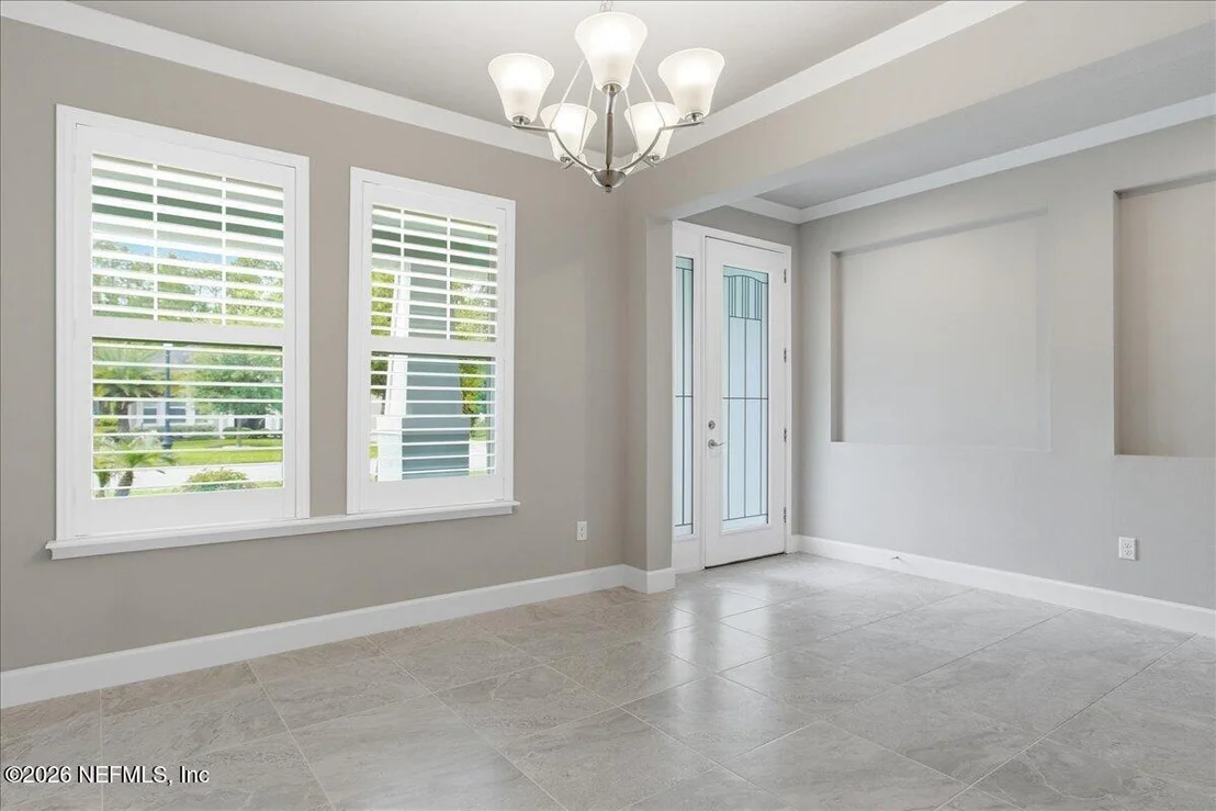 Photo of 205 HEATHERWOOD Court