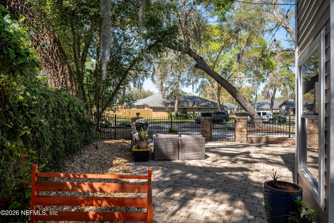 Photo of 2280 OAK FOREST Drive