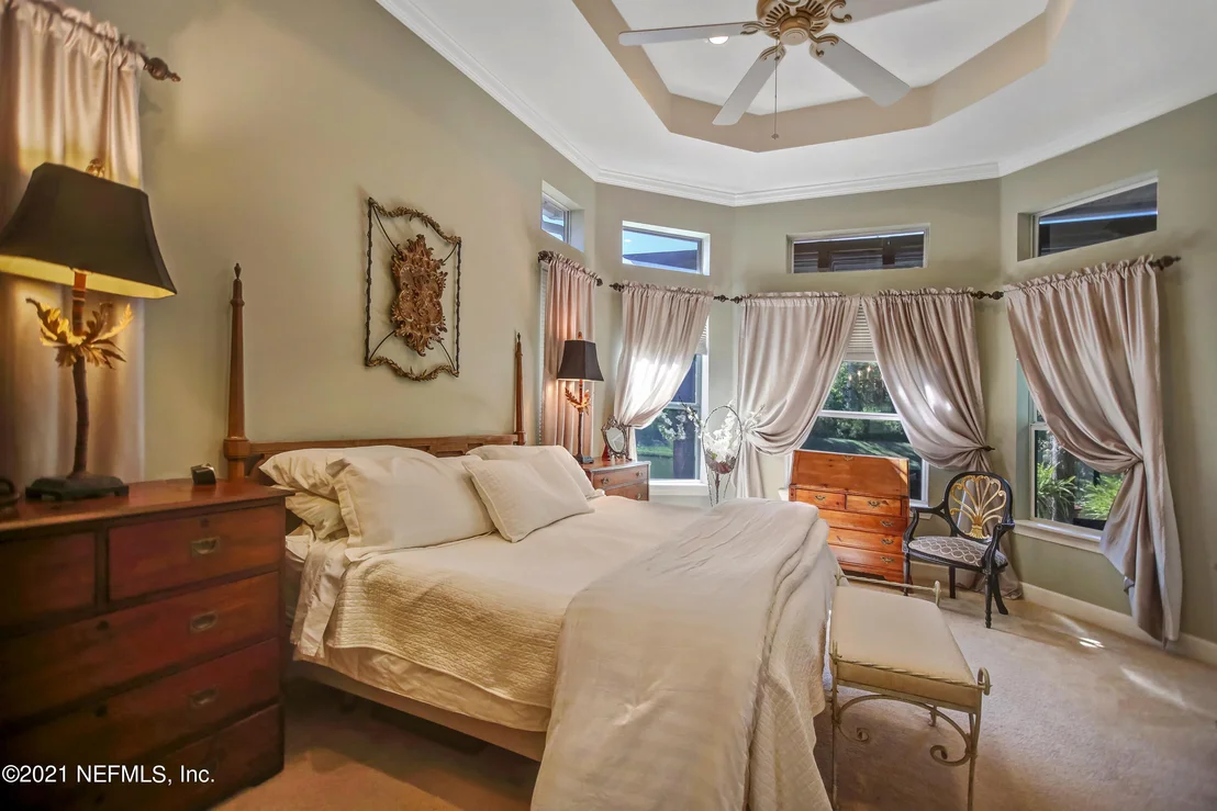 Photo of 1021 INVERNESS Drive