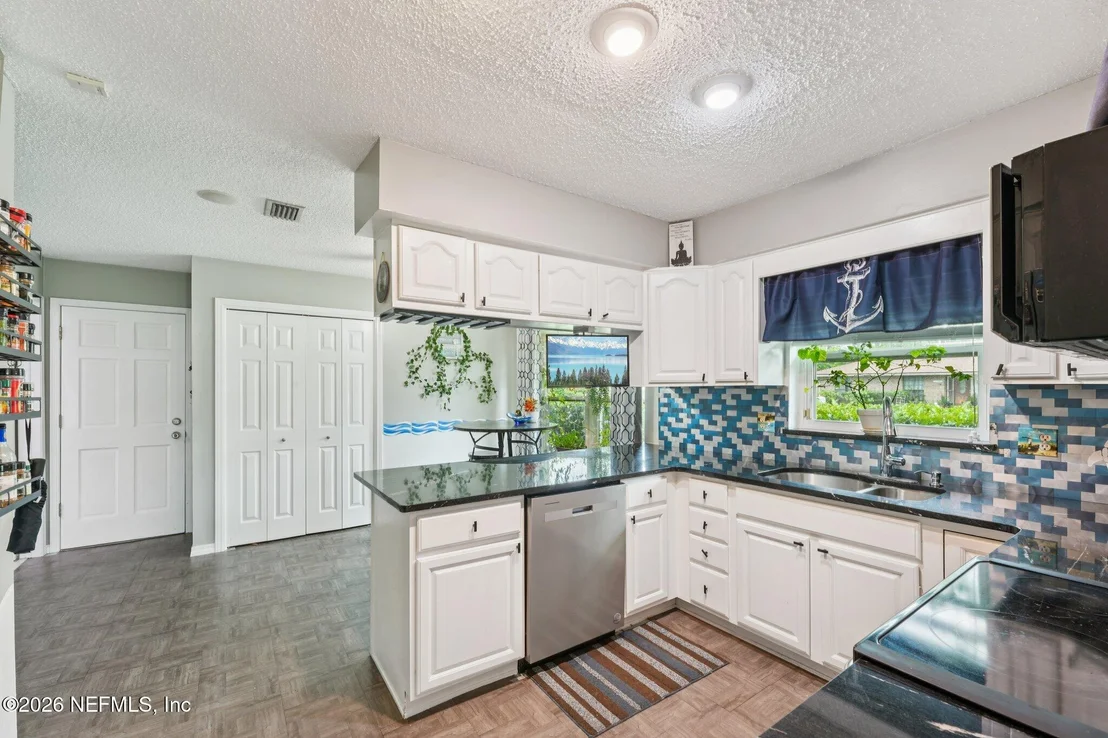 Photo of 11471 SCOTT MILL Road