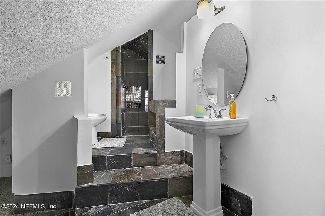 Photo of 3392 MARBON Road