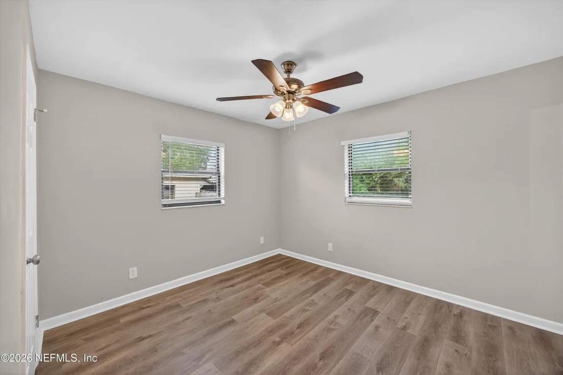 Photo of 7251 MAYAPPLE Road