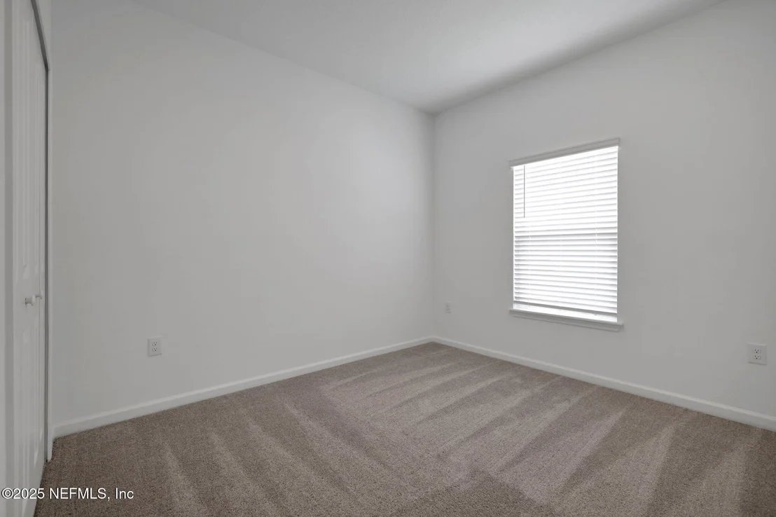 Photo of 674 FARMFIELD Drive