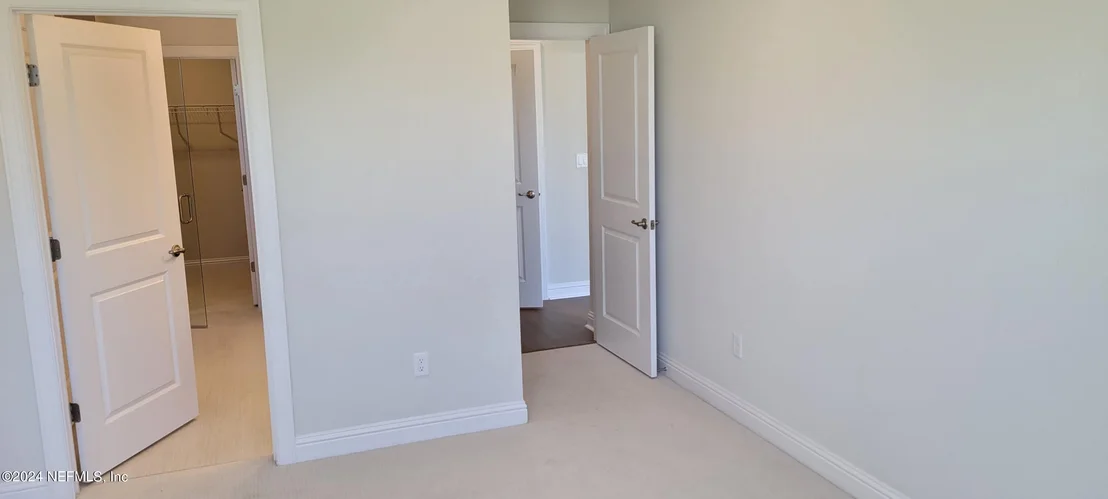 Photo of 451 HILLENDALE Circle