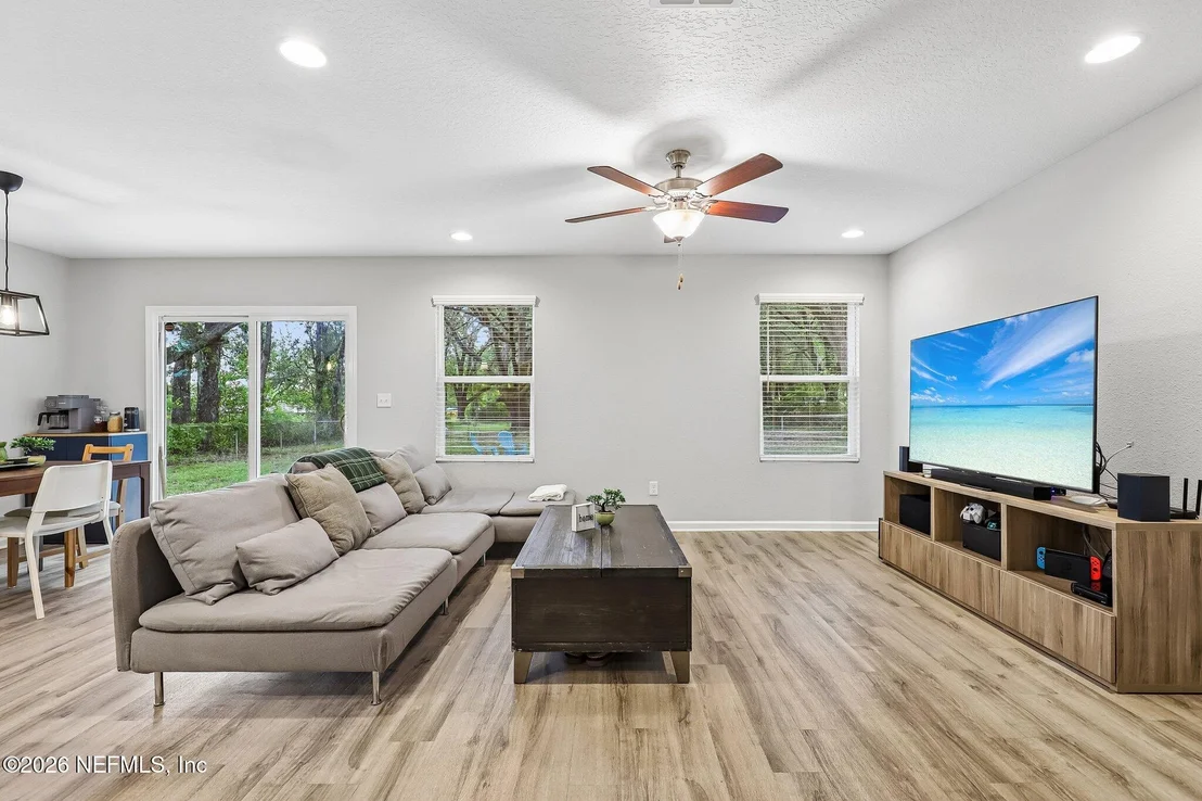 Photo of 1609 DERITO Drive