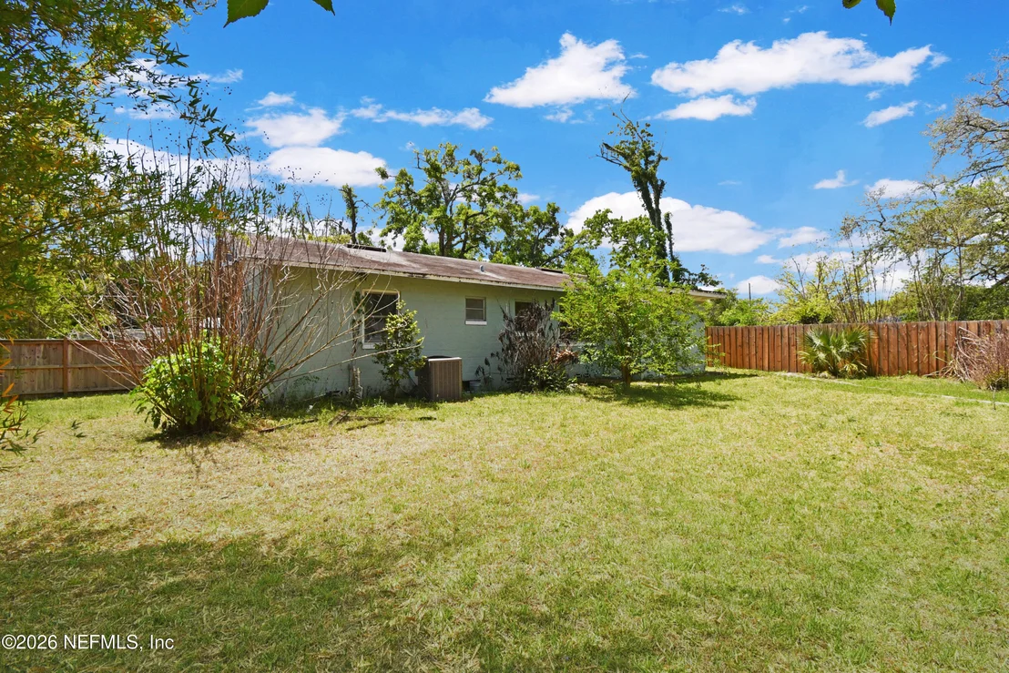 Photo of 244 RAVENSWOOD Drive