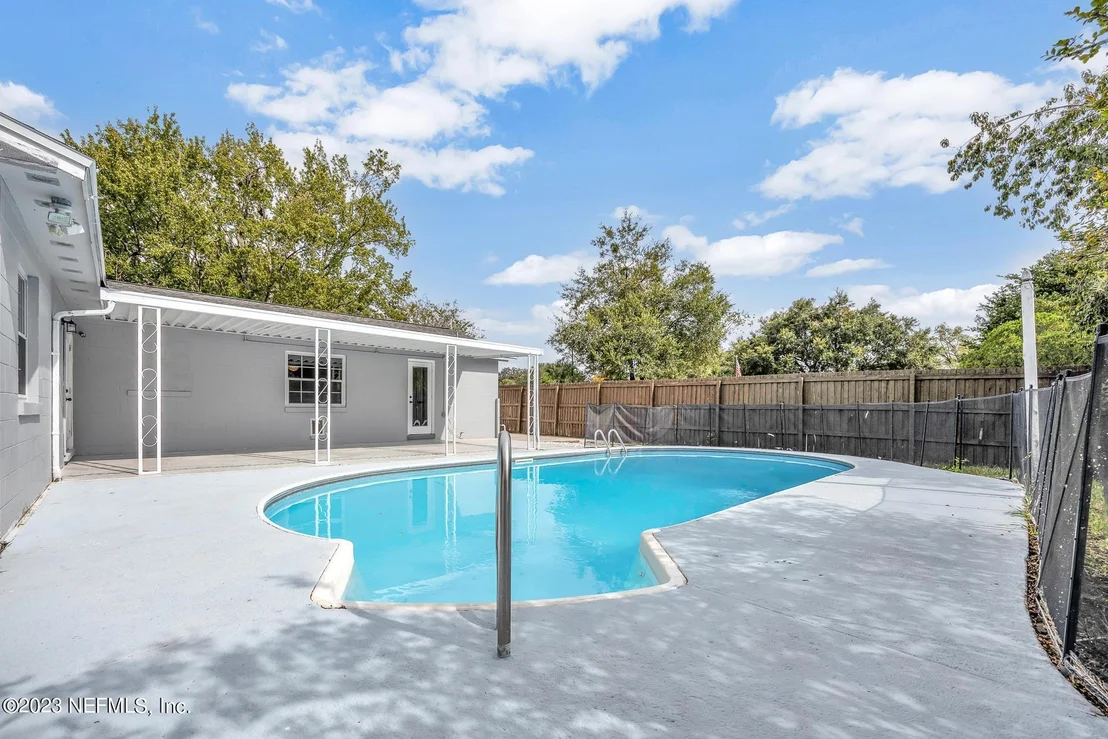 Photo of 6096 CHECKMATE Lane