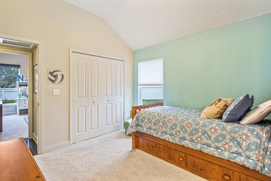 Photo of 428 PAISLEY Place