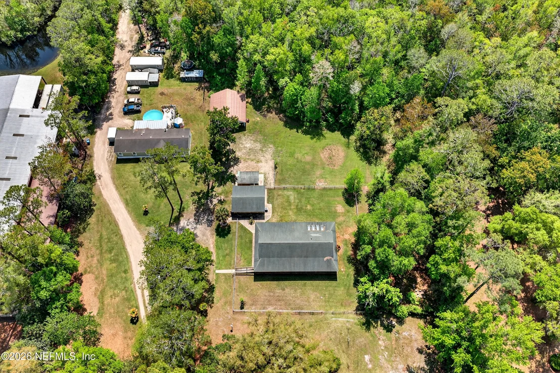 Photo of 43122 PINERIDGE Drive