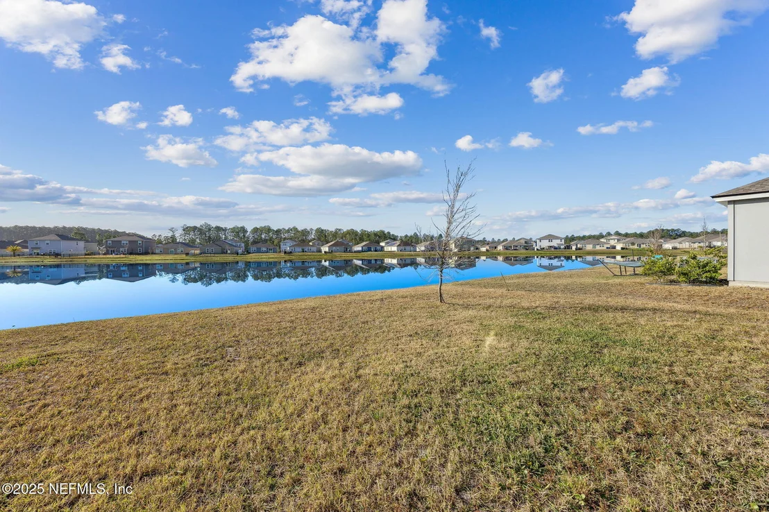 Photo of 70414 WINDING RIVER Drive