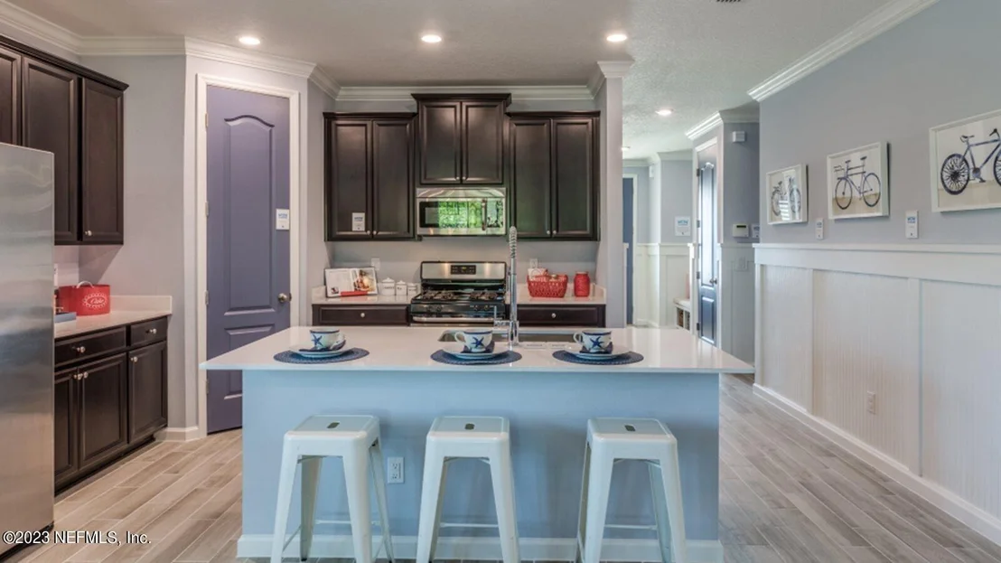 Photo of 292 SEAFORTH Drive