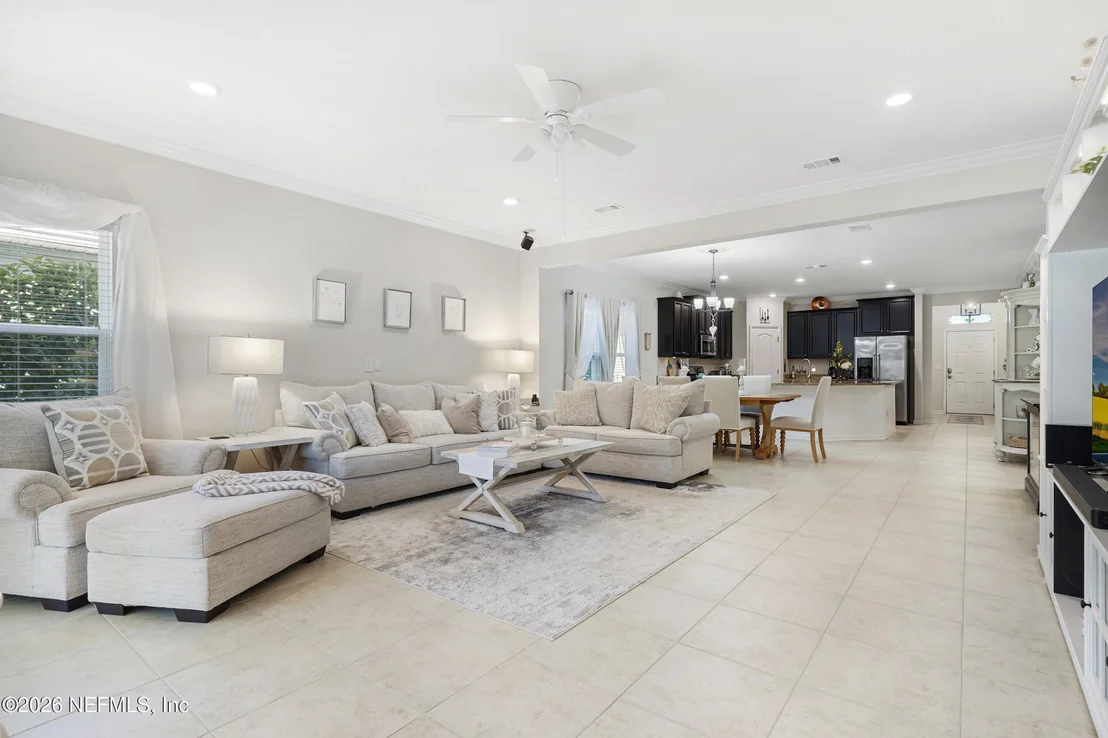 Photo of 45 OTERO Point