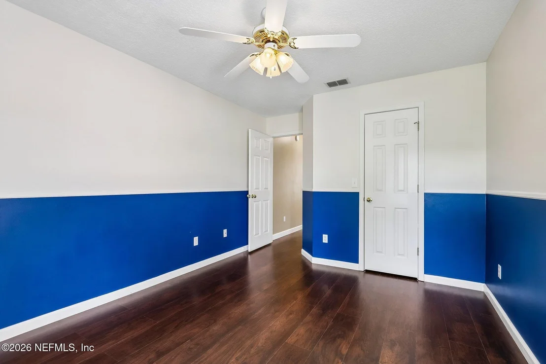 Photo of 372 MAPLEWOOD Drive