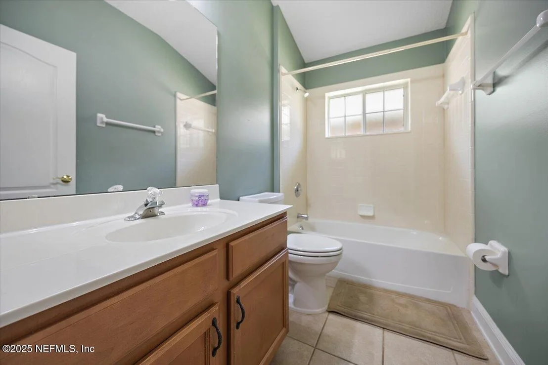 Photo of 1484 BARRINGTON Circle