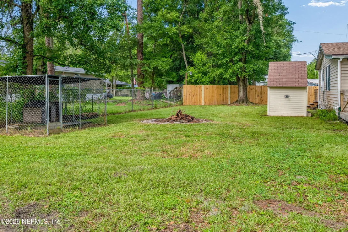 Photo of 10426 SLAY Road