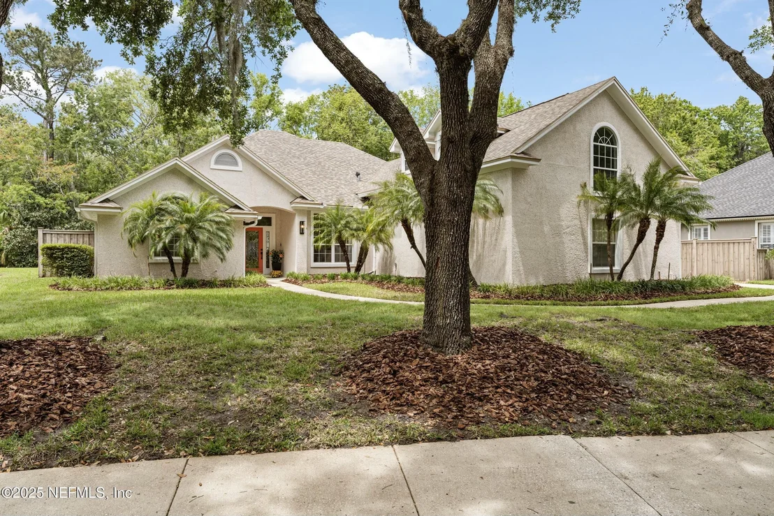 Photo of 140 BEAR PEN Road