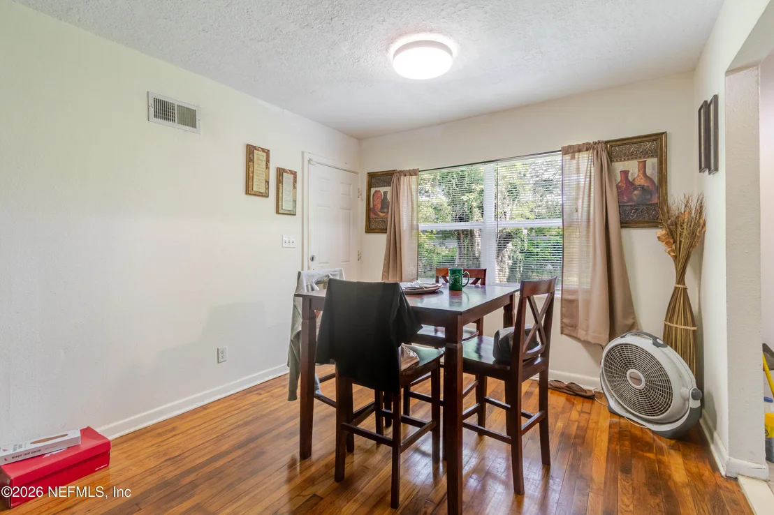 Photo of 6501 MITFORD Road