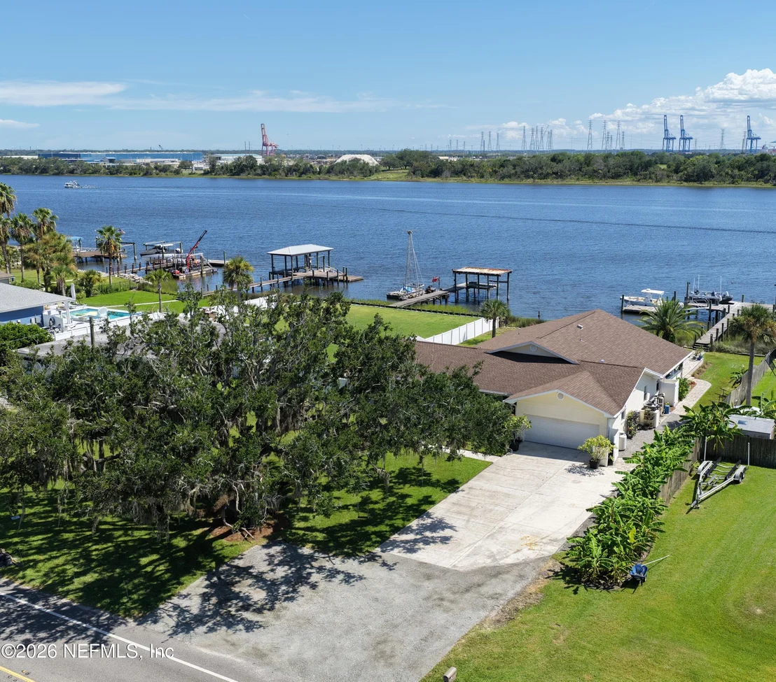 Photo of 5392 HECKSCHER Drive