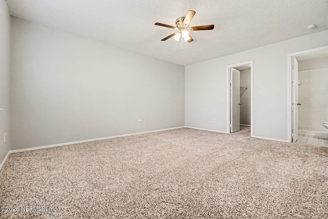 Photo of 562 JAMES WILSON Circle