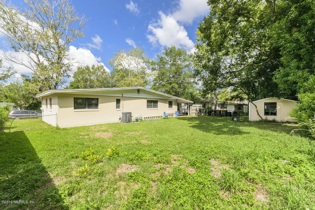 Photo of 2125 BURPEE Drive