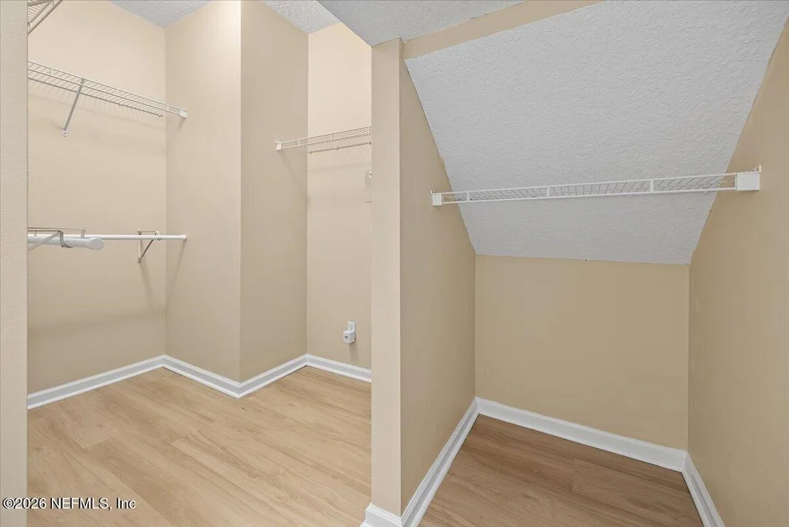 Photo of 13725 WEEPING WILLOW Way