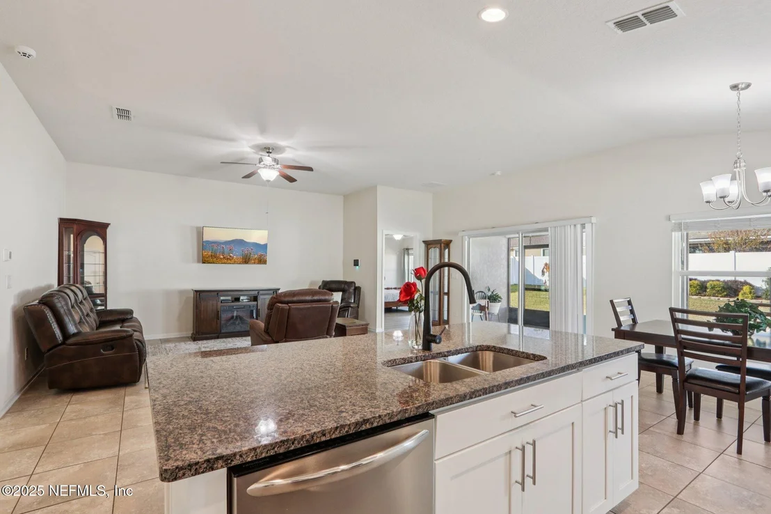 Photo of 4100 SPRING CREEK Lane