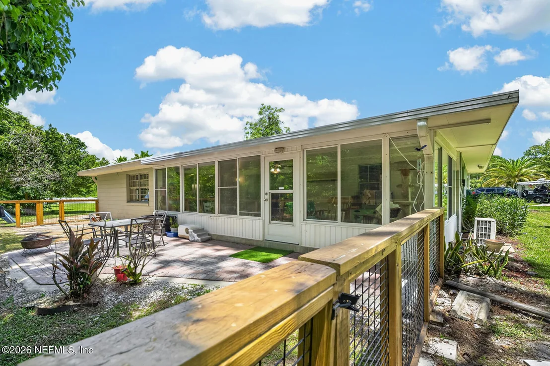 Photo of 829 RITA Circle
