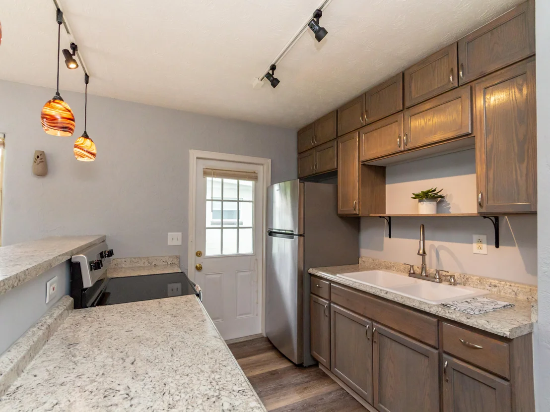 Photo of 1456 GRIFLET Road