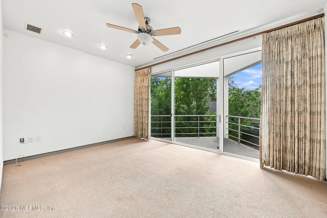 Photo of 715 RIO LINDO Drive