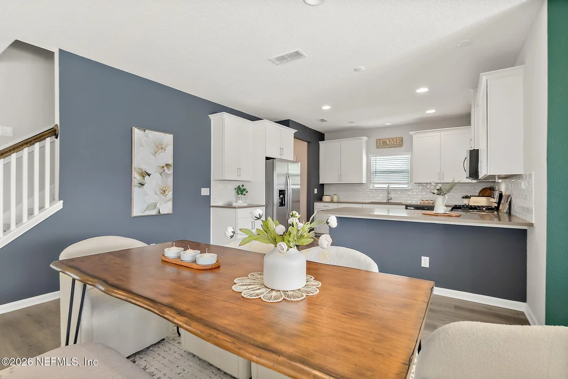 Photo of 542 SILVER LANDING Drive