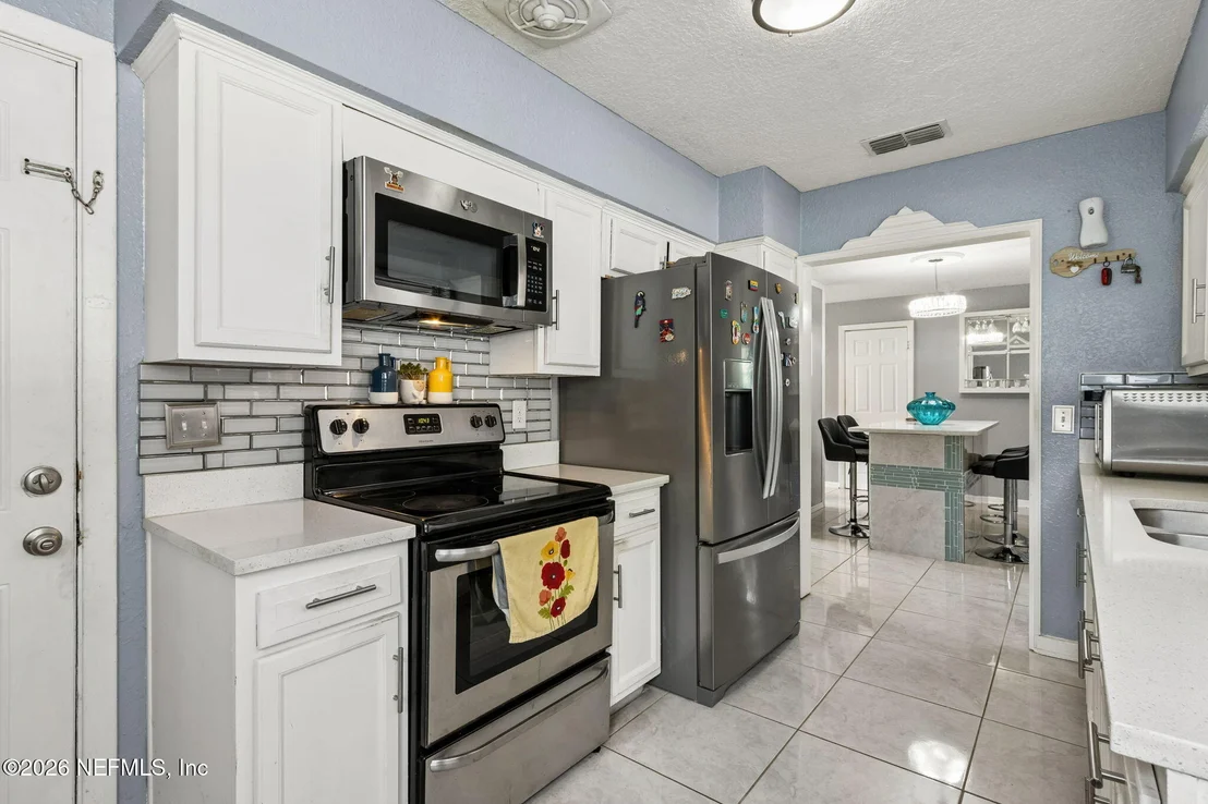 Photo of 2426 LIGUSTRUM Road