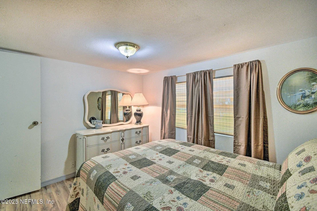 Photo of 118 RIVERSIDE Avenue