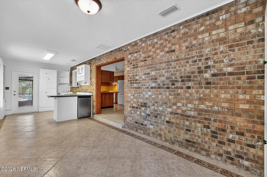 Photo of 112 CROOKED TREE Trail